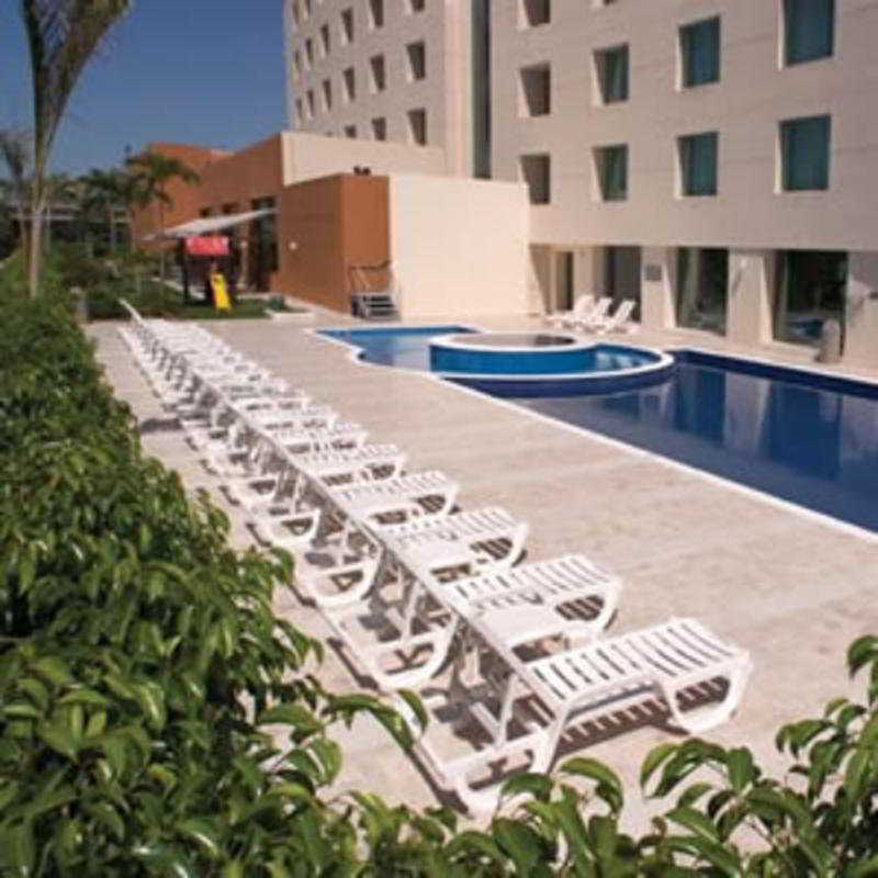 Fiesta Inn Culiacan Bagian luar foto